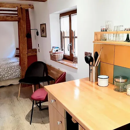 Charmante Maisonnette Alsacienne Avec Terrasse, Climatisation Et Alcove Pres De Colmar - Fr-1-744-8 Holiday home