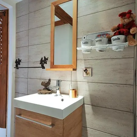 Charmante Maisonnette Alsacienne Avec Terrasse, Climatisation Et Alcove Pres De Colmar - Fr-1-744-8 Holiday home